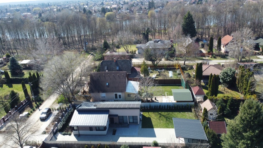 Lakáseladás külföldről – Mire figyelj, ha nem vagy itthon?